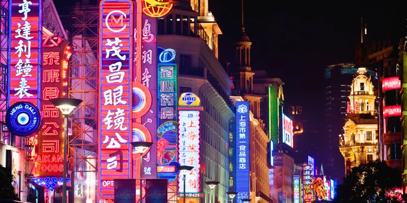 De kinesiske markeder, politiske tiltag og Shanghai